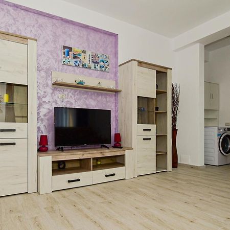 Sea View Astoria By Sunny Mamaia Apartment นาโวดาริ ภายนอก รูปภาพ